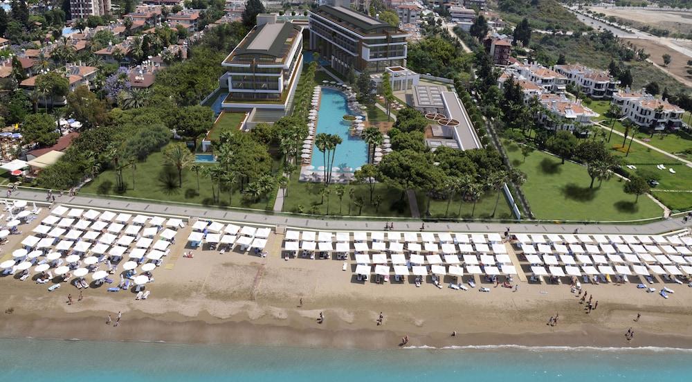 Acanthus & Cennet Barut Collection - All Inclusive