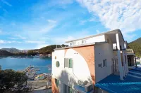 Tongyoung Blue House Spa Pension Hoteles en Tongyeong