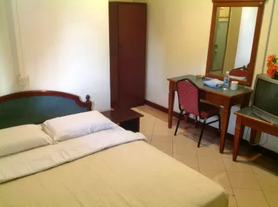 Hotel Morning Glory Hotel dekat Hakka House