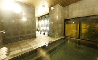 Hotel Route-Inn Saga Ekimae - Housity