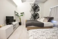 Hippo Hostel and Cafe Bar