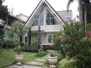 Villa Kota Bunga Eidelweis by Dcm