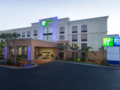 Holiday Inn Express & Suites JACKSONVILLE AIRPORT by IHG ジャクソンビルのホテル