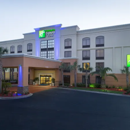 Holiday Inn Express & Suites JACKSONVILLE AIRPORT by IHG