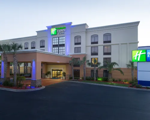 Holiday Inn Express & Suites JACKSONVILLE AIRPORT by IHG Hotels near Riverview Park