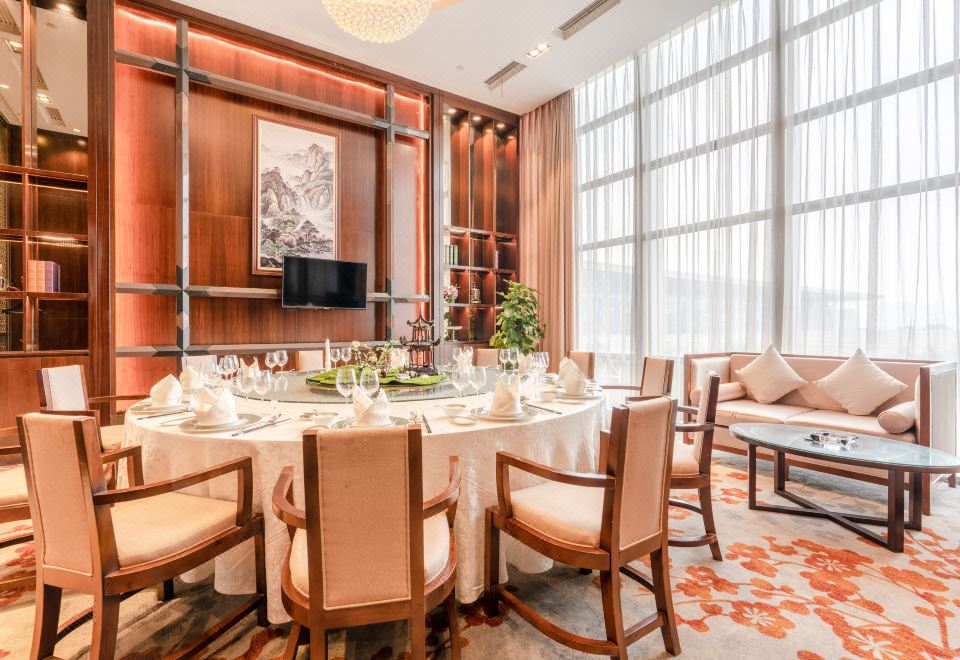 5. 레이폰트 호텔 ..