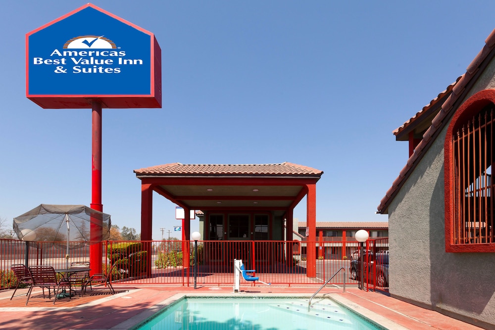 Americas Best Value Inn & Suites Bakersfield Central