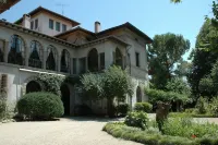 La Dimora Dell'Artista Hotels in 