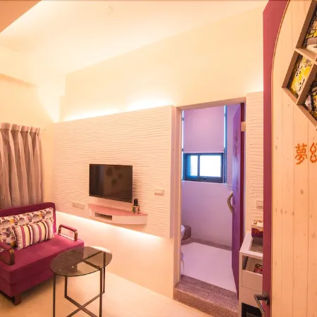 Sapphire Inn