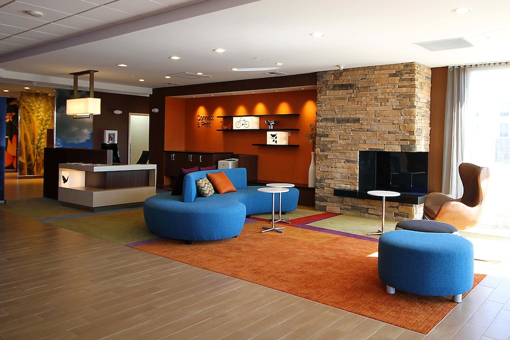 Fairfield Inn & Suites by Marriott London