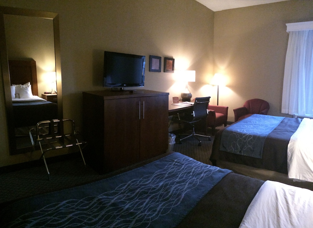 Comfort Inn & Suites Christiansburg I-81