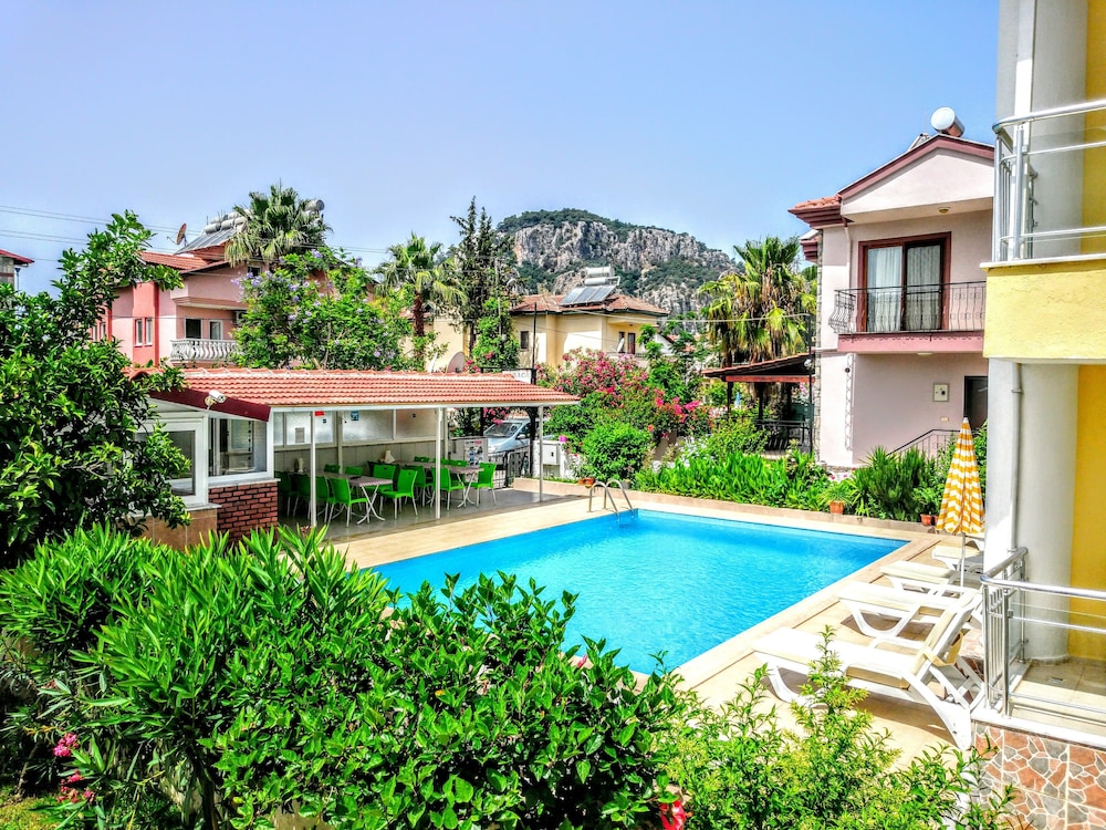 Karaca Apart Hotel