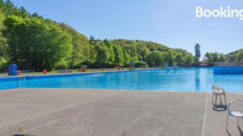 Wonderful Renovated Apartment with Great Location