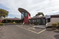 ベストウェスタン プラス ホワイト ホース ホテル - 駐車場