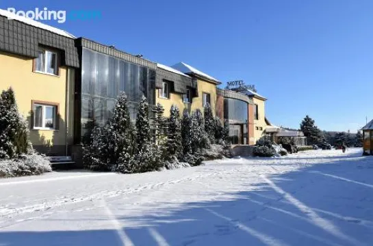 Zenith Abode - Housity