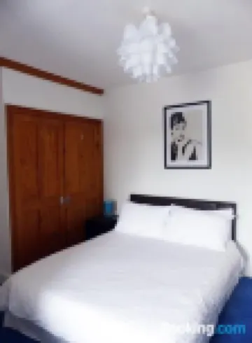 3 Luxury En-suite Bedrooms Hotels in 