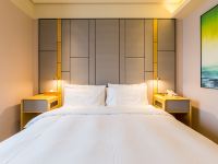 全季酒店(上海金沙江路) - 高级大床房