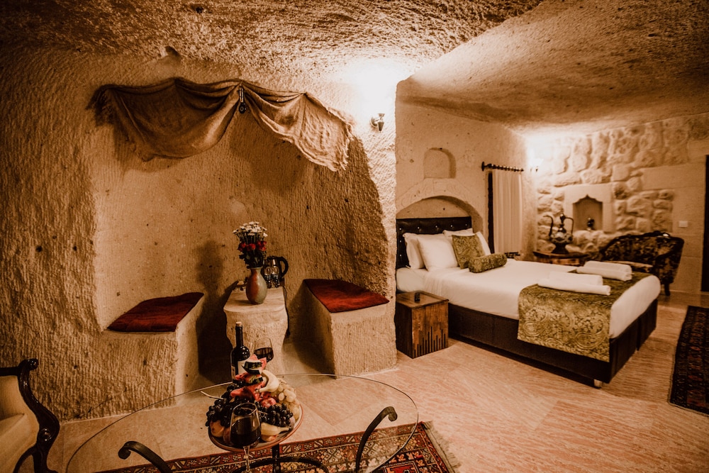 Ortahisar Cave Hotel