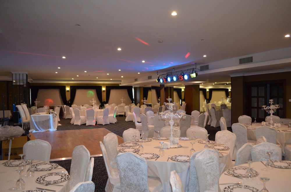 Asrin Park Hotel & Spa Convention Center