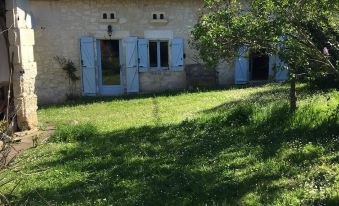 House With 3 Bedrooms in Rioux-martin, With Furnished Terrace