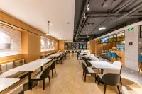 Ausotel Smart (Shiyan Railway Station) - فطور