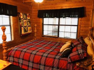 Covered Bridge Cabin