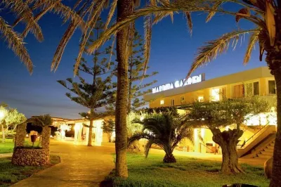 Aparthotel Marinda Garden Các khách sạn ở Cala en Bosch