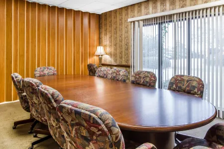 Executive Inn and Suites