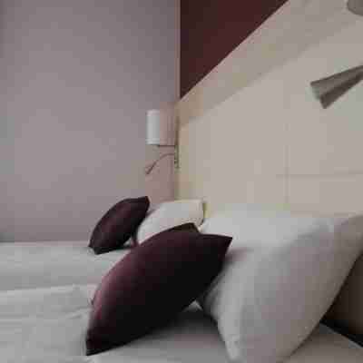 Brit Hotel Vendée Mer Rooms