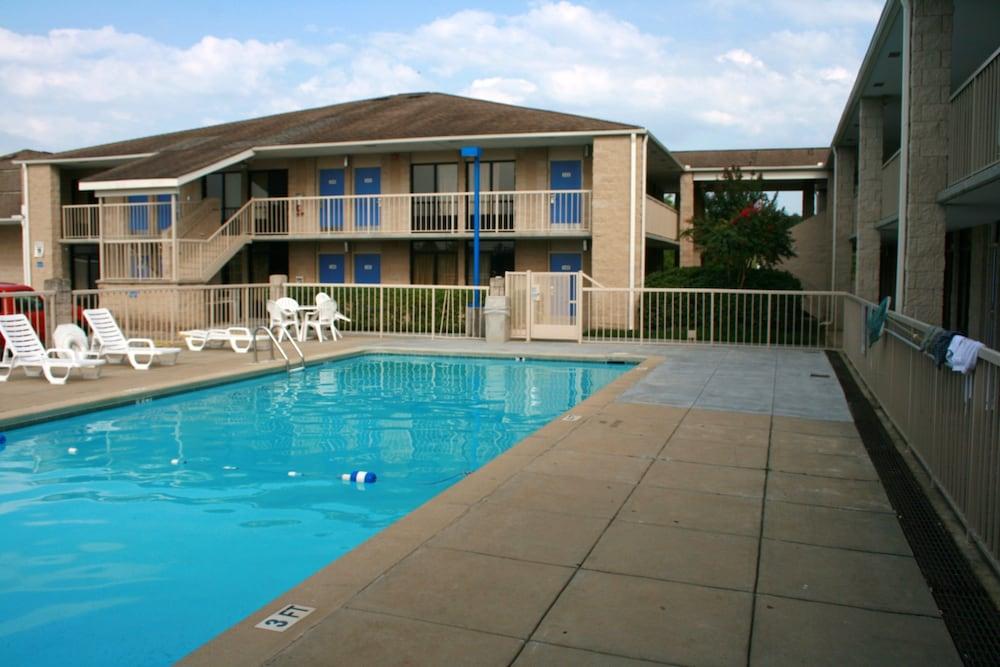 Red Roof Inn Gadsden