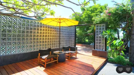 Yellow House Отели рядом с достопримечательностью «Hengchun Old Street»