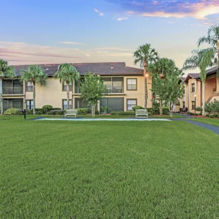 Alhambra Villas