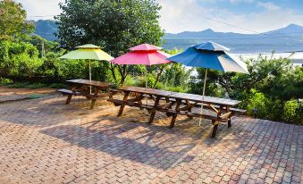 Jecheon Lake Bed & Breakfast