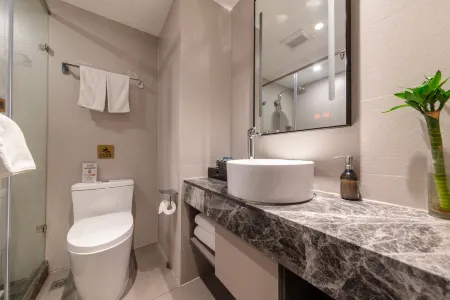 Homeinn Selected Hotel (Changsha Xindaxin Wu Yi Square Subway Station)