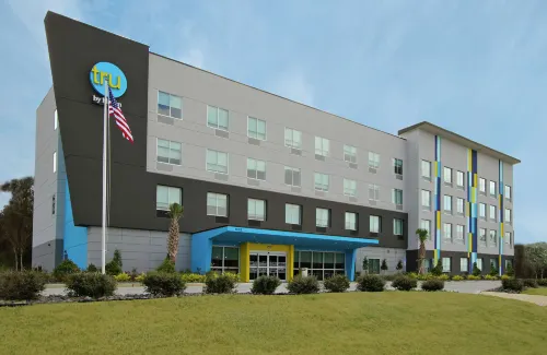 Tru by Hilton Mobile I-65 Government Blvd