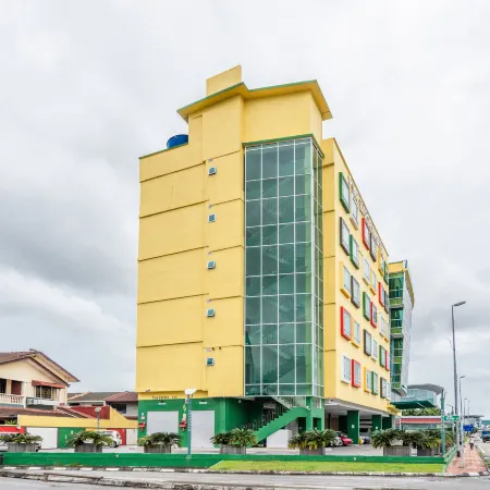 Pine Garden Hotel