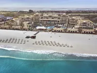 Saadiyat Rotana Resort & Villas Hotel dekat Saadiyat Island