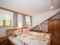 Beim Holzschnitzer Hotels near Warenkar / charte / Ferner S