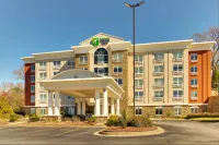 Holiday Inn Express & Suites Columbus - Fort Moore Hotels in Columbus