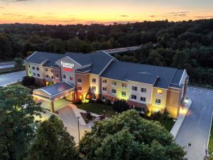 Fairfield Inn & Suites Harrisburg West