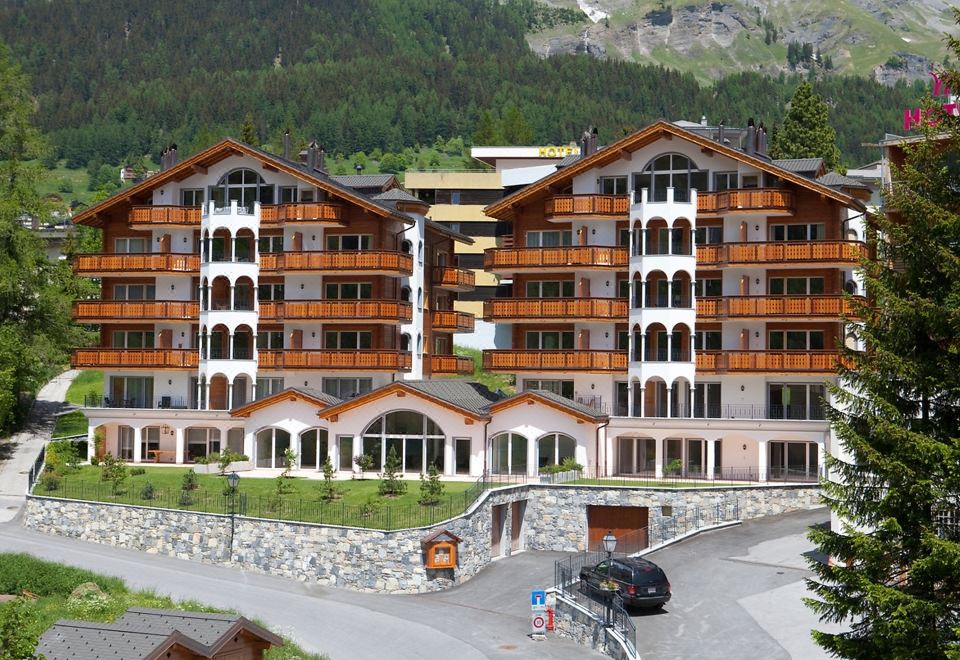 hotel overview picture