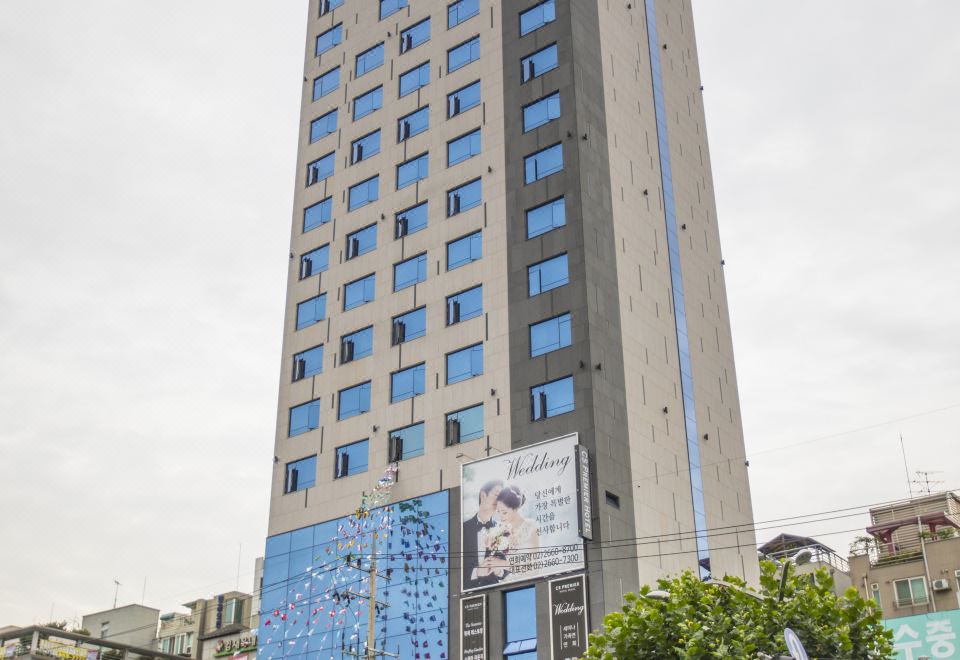 3. CS프리미어호텔..