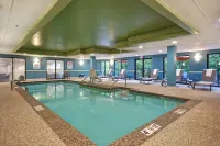 Holiday Inn Express Newport North - Middletown Hotels in Міддлтаун