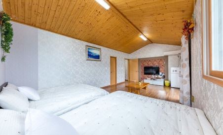 Golden Wave Pension - Housity