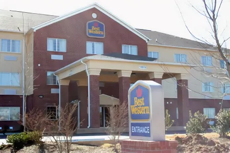 Best Western Plus Olive Branch Hotel  Suites
