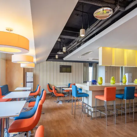 Holiday Inn Express CHANGZHOU CENTER by IHG