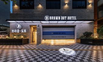 Beomil Brown Dot Hotel