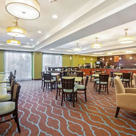 La Quinta Inn & Suites by Wyndham Boise Towne Square