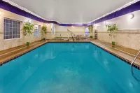 La Quinta Inn & Suites by Wyndham Dickinson Hotels in Dickinson