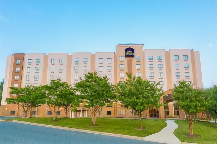 BWI Airport North Inn & Suites